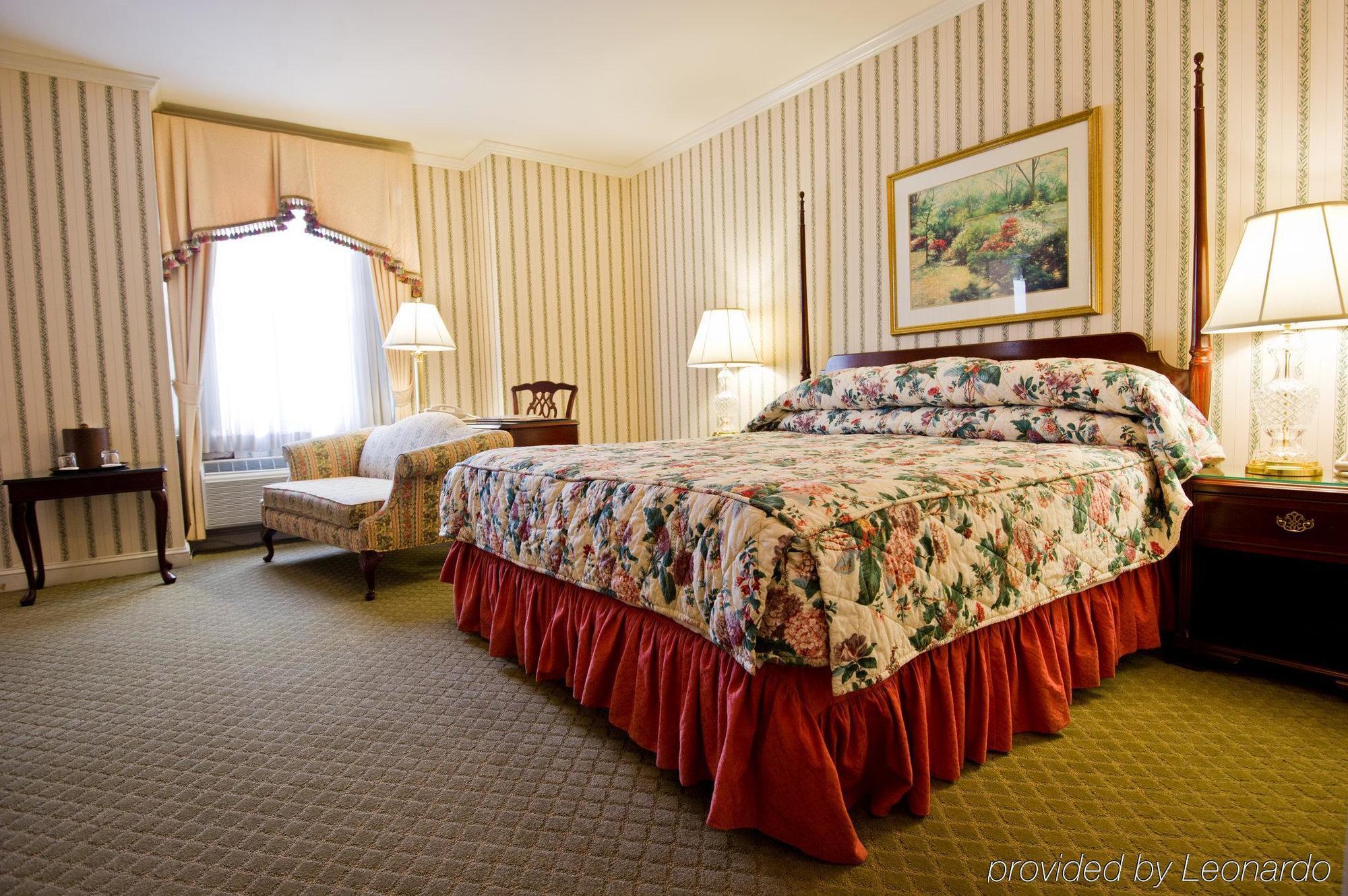 The Yorktowne Hotel, Tapestry Collection By Hilton Exteriör bild
